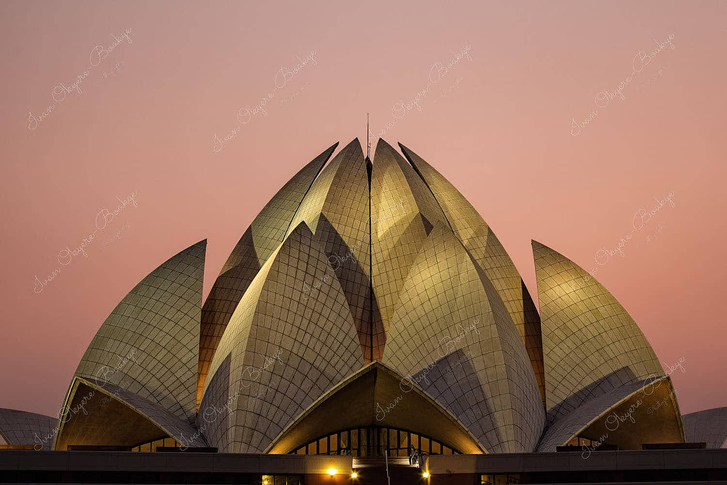 Bahá’í House of Worship at twilight in Delhi, India