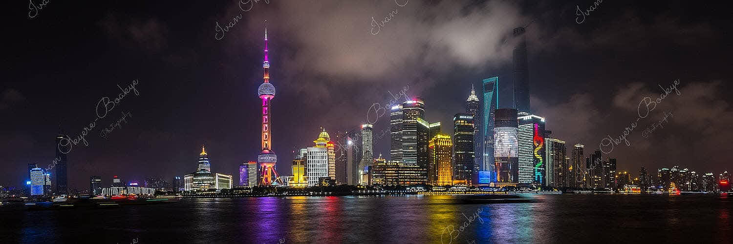 Jin Mao Tower, Shanghai Tower, Shanghai World Financial Center, and The Oriental Pearl TV Tower at The Bund, Shanghai