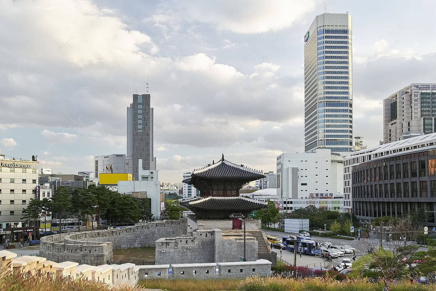 Dongdaemun (Heunginjimun Gate) at Dongdaemun Seonggwak Park, Seoul, South Korea